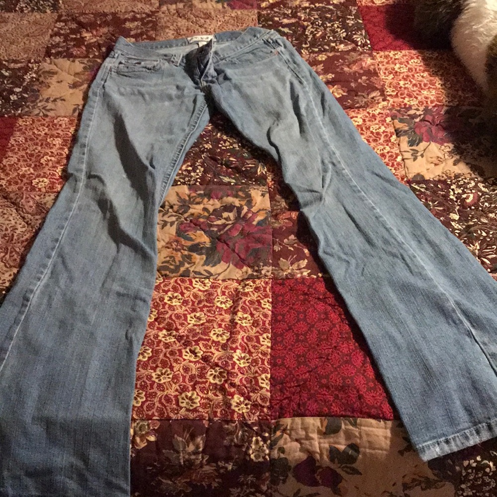 Jeans